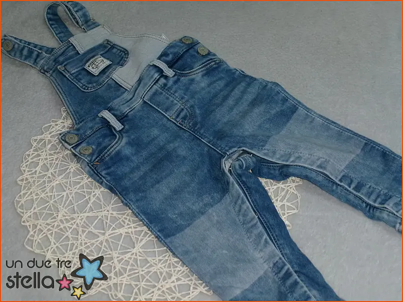 10275/24 - 9/12m salopette jeans HeM