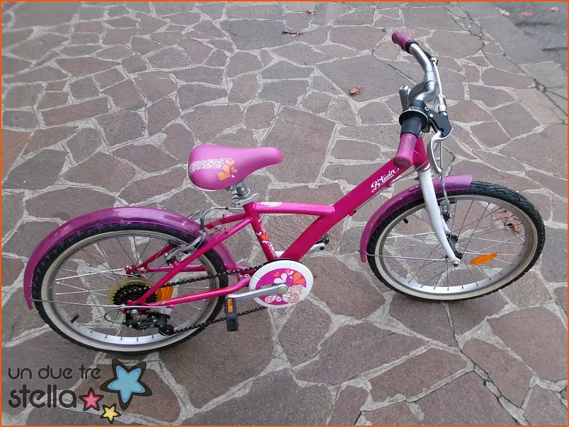 12865/23 - 20 bicicletta rosa BTWIN 5 cambi