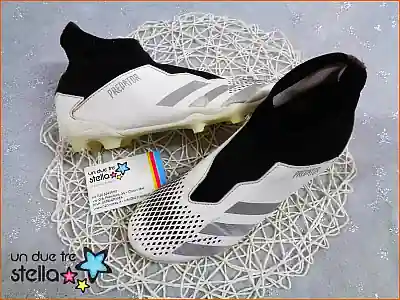 Adidas predator hotsell calcetto bianche